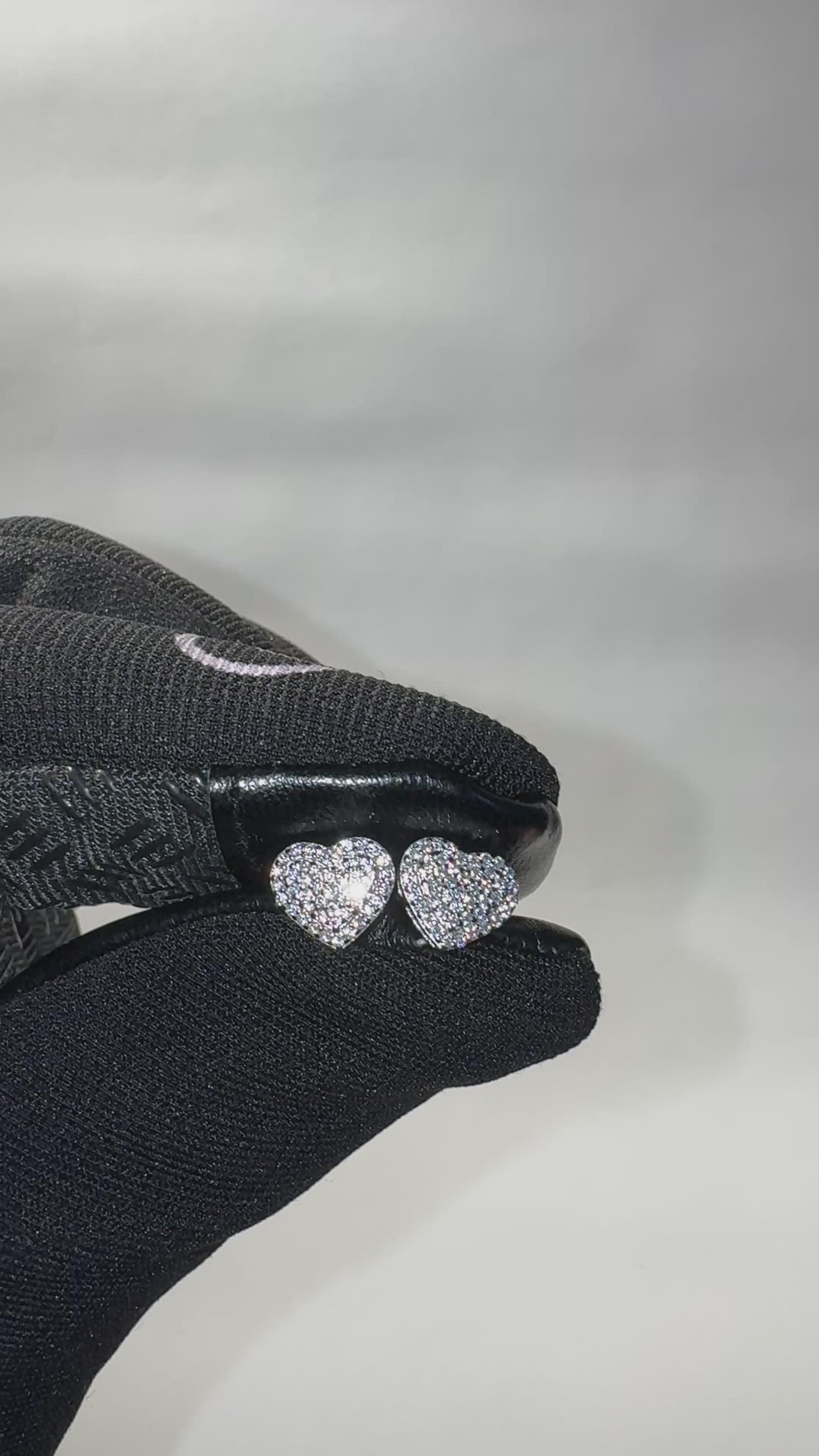 Par de Aros Mega-Corazón Oro VVS