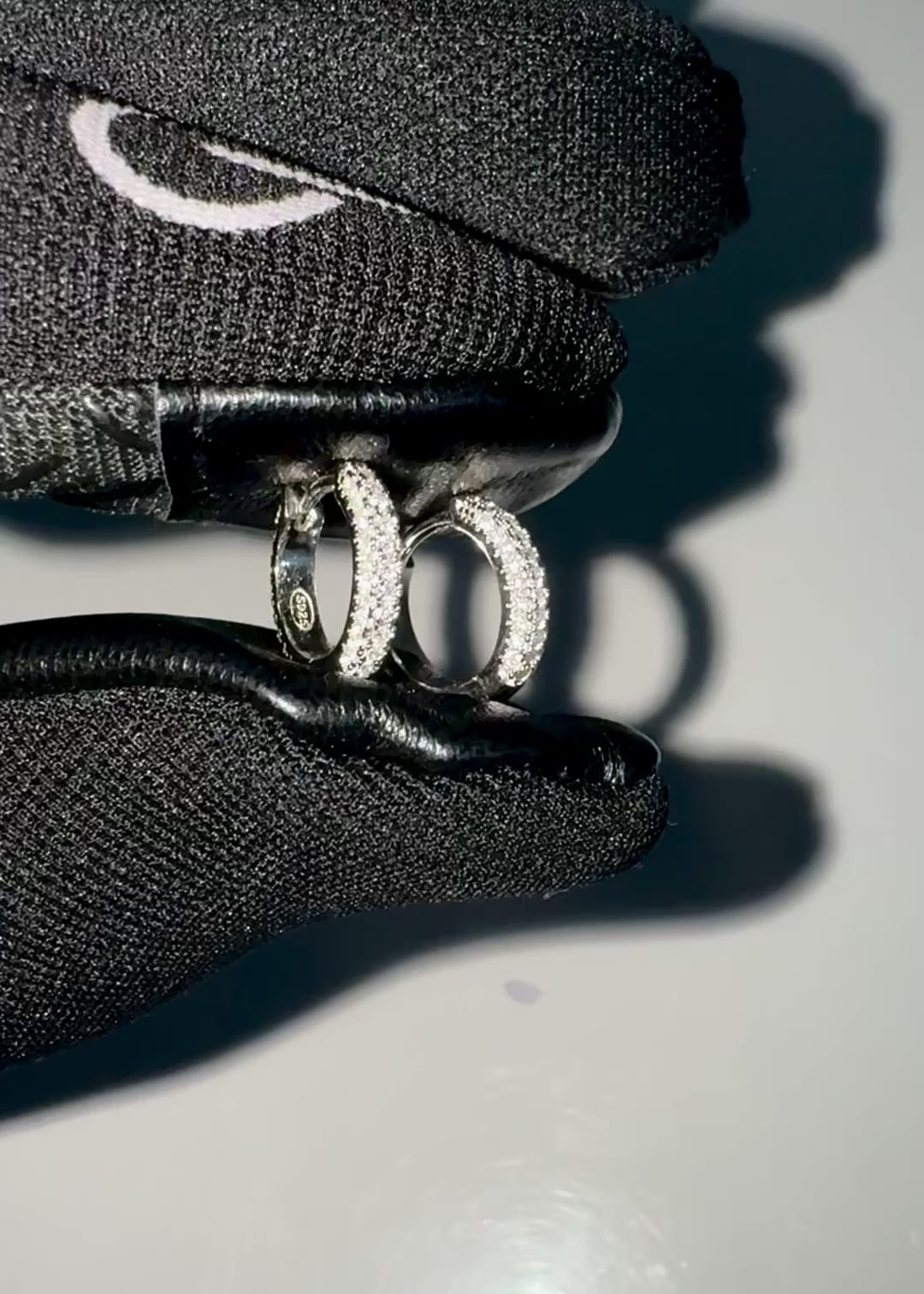 Par de Argollas Huggie Oro VVS